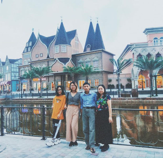 Trải nghiệm nhớ đời của cô gái để lạc mất bố giữa biển người Bangkok khi đưa gia đình sang Thái du lịch lần đầu tiên - Ảnh 2. Trải nghiệm nhớ đời của cô gái để lạc mất bố giữa biển người Bangkok khi đưa gia đình sang Thái du lịch lần đầu tiên - Ảnh 2.