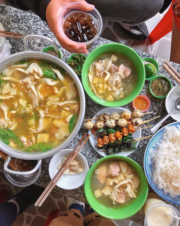 Mùa mưa Đà Lạt thì đi đâu chơi: Đây là 4 điều “hội dân chơi chẳng sợ mưa rơi” phố núi thường làm nhất! - Ảnh 9. Mùa mưa Đà Lạt thì đi đâu chơi: Đây là 4 điều “hội dân chơi chẳng sợ mưa rơi” phố núi thường làm nhất! - Ảnh 9.