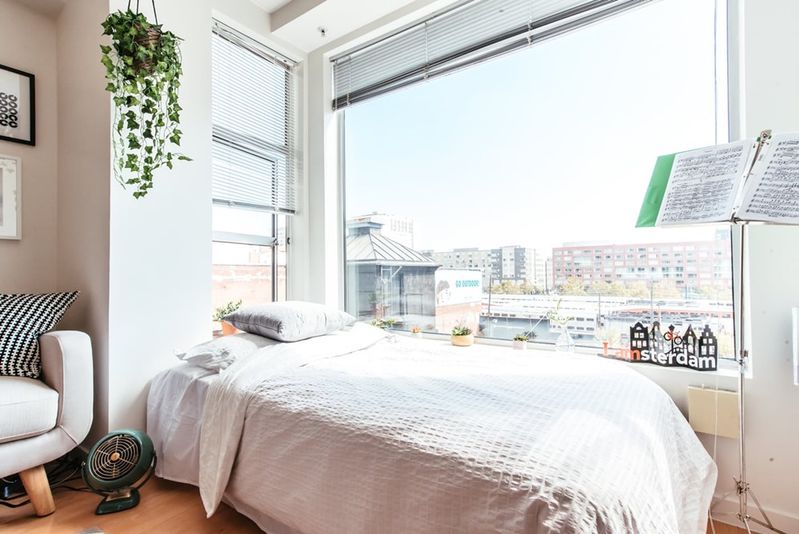 Cô gái độc thân trang trí căn hộ 20m² đẹp lung linh