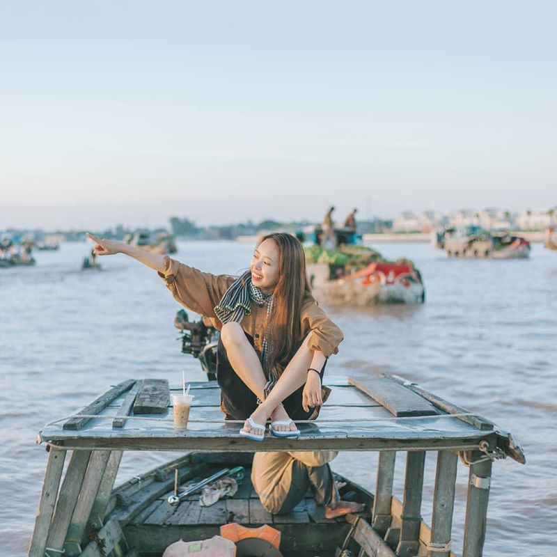 5 khu chợ nổi nhất định phải ghé thăm nếu về miền Tây