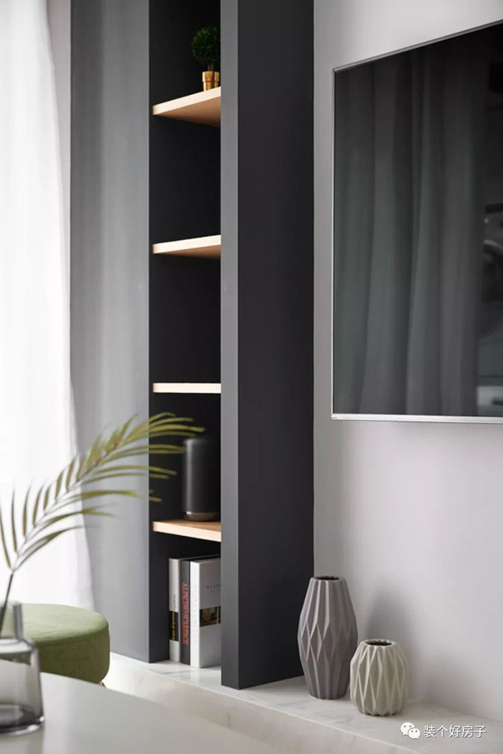 Căn hộ cũ dột nát ai vào cũng chê bỗng biến thành không gian rộng 80m² với những điểm nhấn ấn tượng