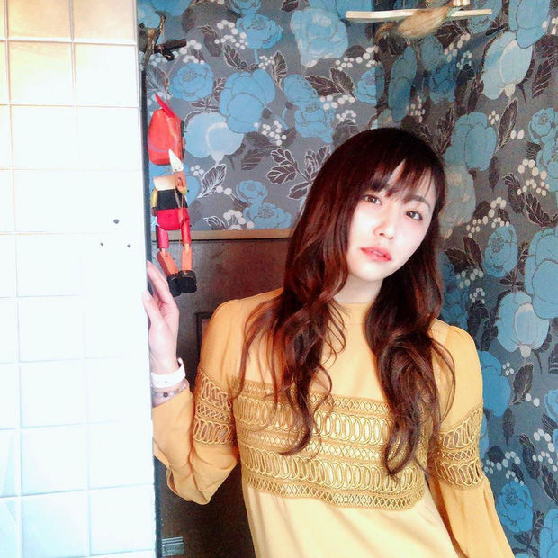 Hot girl vạn người mê gây choáng khi để lộ căn phòng ngập trong rác: Sống ảo vậy mệt không hả trời? - Ảnh 1. Hot girl vạn người mê gây choáng khi để lộ căn phòng ngập trong rác: Sống ảo vậy mệt không hả trời? - Ảnh 1.