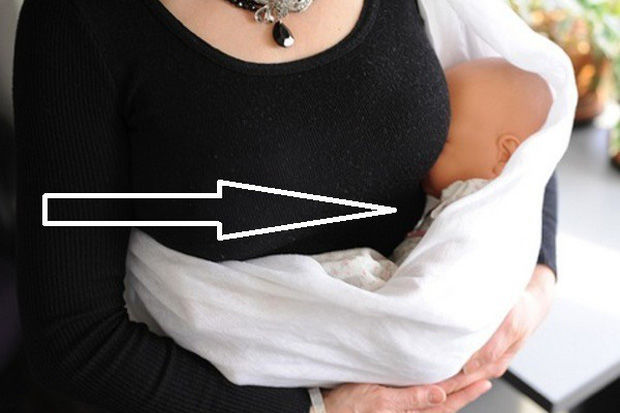 Bác sĩ Mỹ cảnh báo nguy cơ ít biết về địu em bé từng khiến trẻ tử vong - Ảnh 2. Bác sĩ Mỹ cảnh báo nguy cơ ít biết về địu em bé từng khiến trẻ tử vong - Ảnh 2.