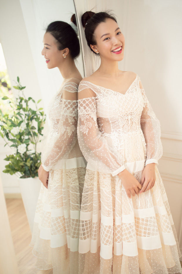 Vắng chú rể, MC Hoàng Oanh một mình đi thử váy cưới vẫn đẹp mơ màng trước ngày trọng đại - Ảnh 6. Vắng chú rể, MC Hoàng Oanh một mình đi thử váy cưới vẫn đẹp mơ màng trước ngày trọng đại - Ảnh 6.