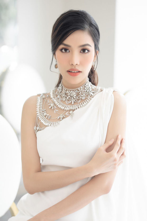 Dàn sao Việt đình đám khiến dân tình choáng váng vì sinh ra trong gia đình học thức, bố mẹ đều là giáo viên, giáo sư, tiến sĩ nổi tiếng - Ảnh 1. Dàn sao Việt đình đám khiến dân tình choáng váng vì sinh ra trong gia đình học thức, bố mẹ đều là giáo viên, giáo sư, tiến sĩ nổi tiếng - Ảnh 1.