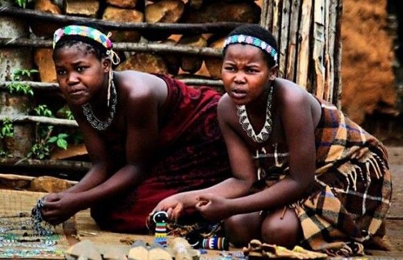 khong-tam1-ngoisao.vn-w640-h414 2 nguyên thủy, bộ lạc, người himba, tắm