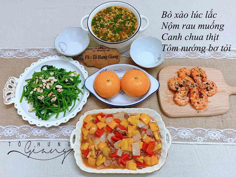 me tit mam com da ngon lai dep cua me dam hn, keo ca chong lan hai con vao bep - 14