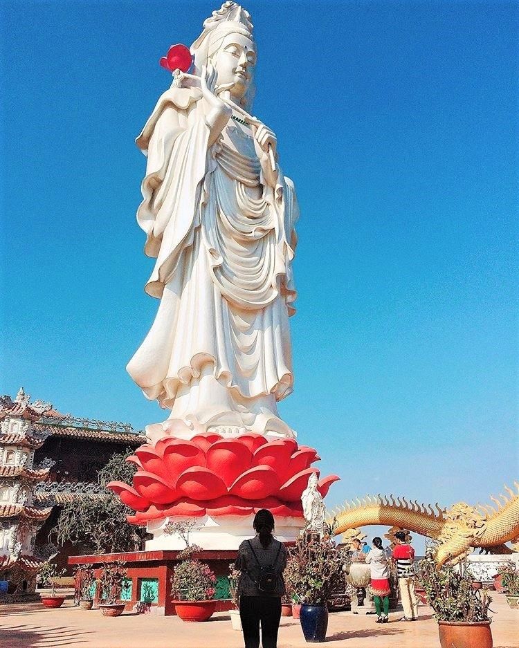 Chùa Châu Thới: Ngôi chùa cổ nằm trên đỉnh núi, view đẹp đến ngỡ ngàng