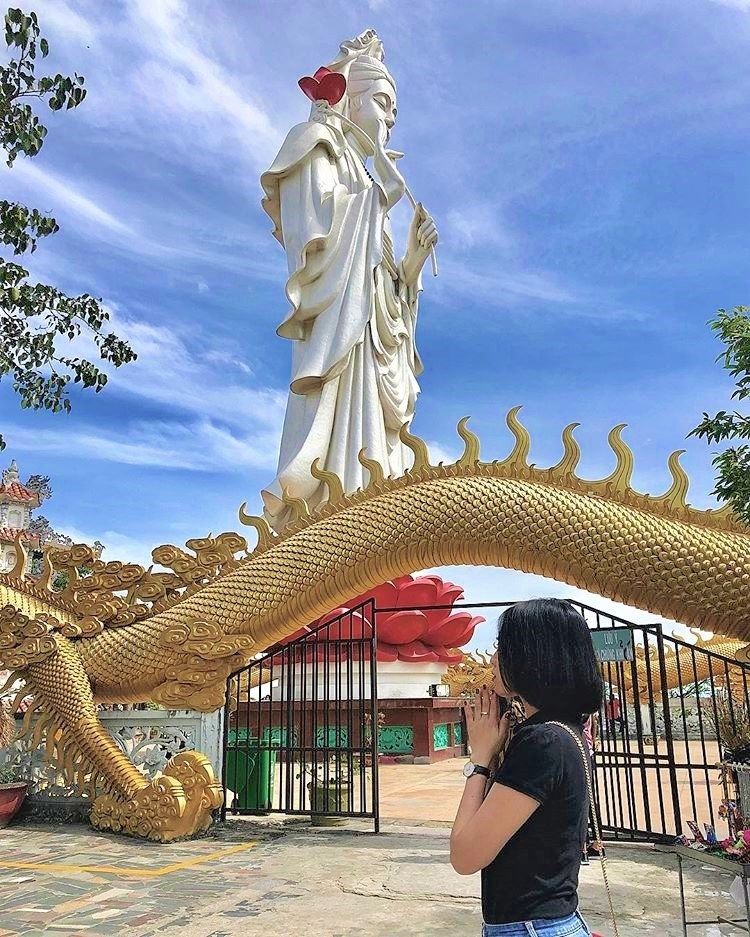 Chùa Châu Thới: Ngôi chùa cổ nằm trên đỉnh núi, view đẹp đến ngỡ ngàng