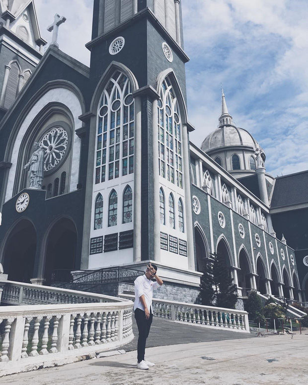 4 nhà thờ tuyệt đẹp cho team Sài Gòn hốt hình sống ảo mỏi tay dịp Giáng sinh, rủ hội bạn check-in ngay kẻo lỡ! - Ảnh 20. 4 nhà thờ tuyệt đẹp cho team Sài Gòn hốt hình sống ảo mỏi tay dịp Giáng sinh, rủ hội bạn check-in ngay kẻo lỡ! - Ảnh 20.