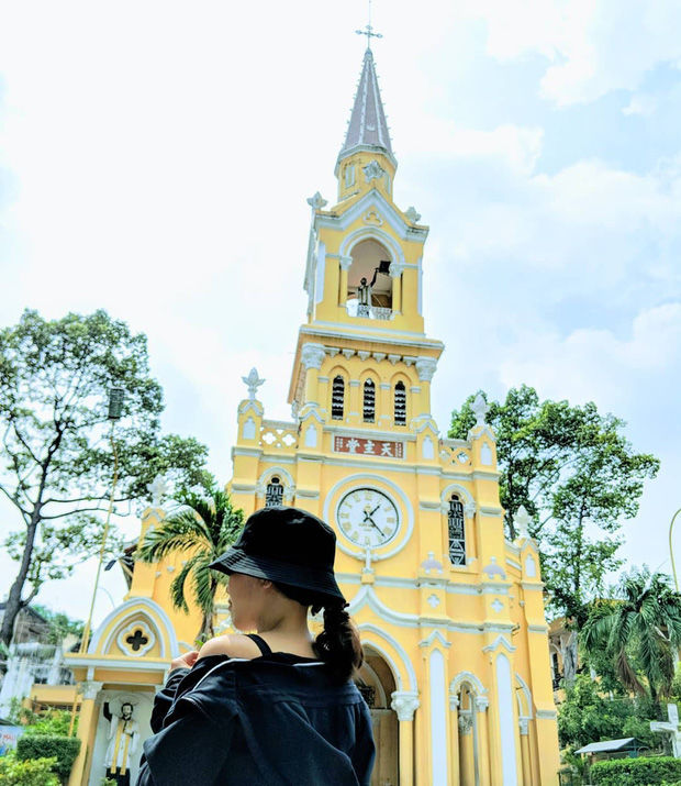 4 nhà thờ tuyệt đẹp cho team Sài Gòn hốt hình sống ảo mỏi tay dịp Giáng sinh, rủ hội bạn check-in ngay kẻo lỡ! - Ảnh 32. 4 nhà thờ tuyệt đẹp cho team Sài Gòn hốt hình sống ảo mỏi tay dịp Giáng sinh, rủ hội bạn check-in ngay kẻo lỡ! - Ảnh 32.