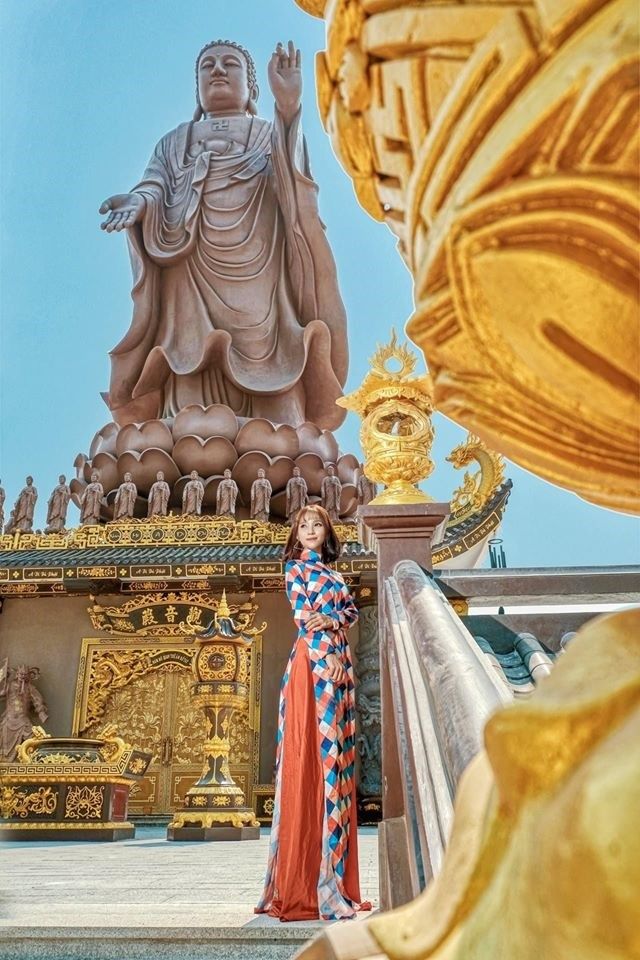Kim Tiên - ngôi chùa ở An Giang đẹp nguy nga như phim cổ trang