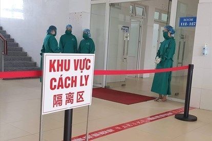 Chính quyền xã vận động mọi người hoãn đám cưới vì dịch Covid-19