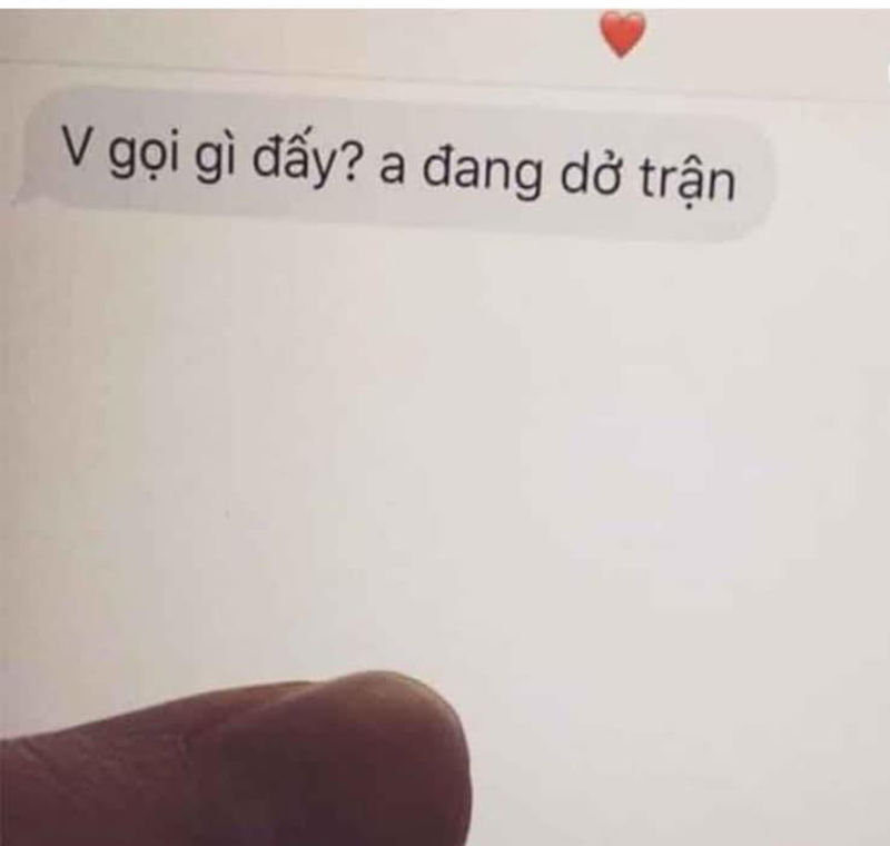 Tin nhắn mà vị bác sĩ nhìn thấy trong điện thoại của sản phụ vừa qua đời
