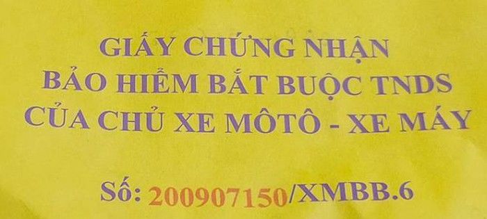 Tại sao có bảo hiểm xe máy 20 nghìn mua ở lề đường vẫn bị phạt?