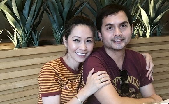 Nam siêu mẫu hạnh phúc bên vợ Việt kiều. (Ảnh: FBNV) - Tin sao Viet - Tin tuc sao Viet - Scandal sao Viet - Tin tuc cua Sao - Tin cua Sao
