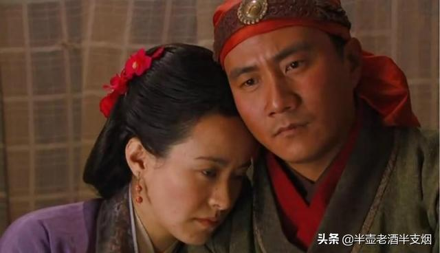 Không “gót sen 3 tấc”, Mã hậu vẫn khiến vua kính ái, quần thần kính nể