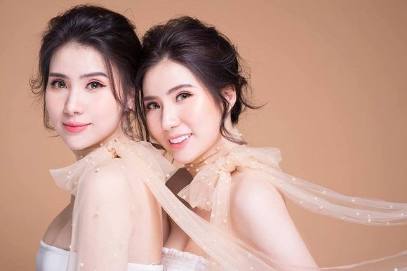Thư Huyền - Huyền Thư tái xuất trong bộ ảnh song sinh giống nhau ...