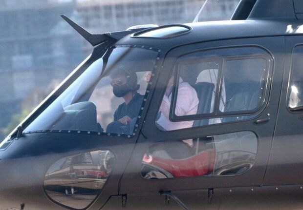 Tự lái trực thăng chỉ để đi ăn trưa, tài sản Tom Cruise khủng cỡ nào?