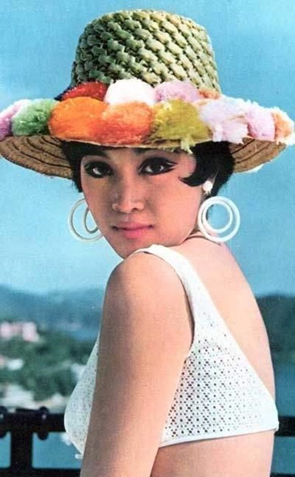 sao Hoa ngữ, Hà Lợi Lợi