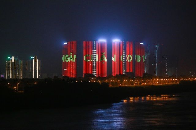 Tất cả hãy cùng chung tay chống dịch. (Ảnh: T.T.)