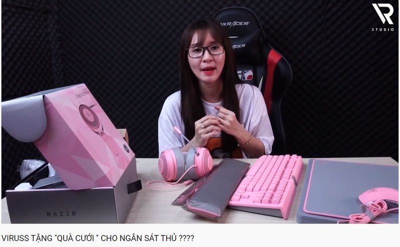 Những món quà hàng hiệu, khoảnh khắc tình bể bình của Viruss và Ngân Sát Thủ-1