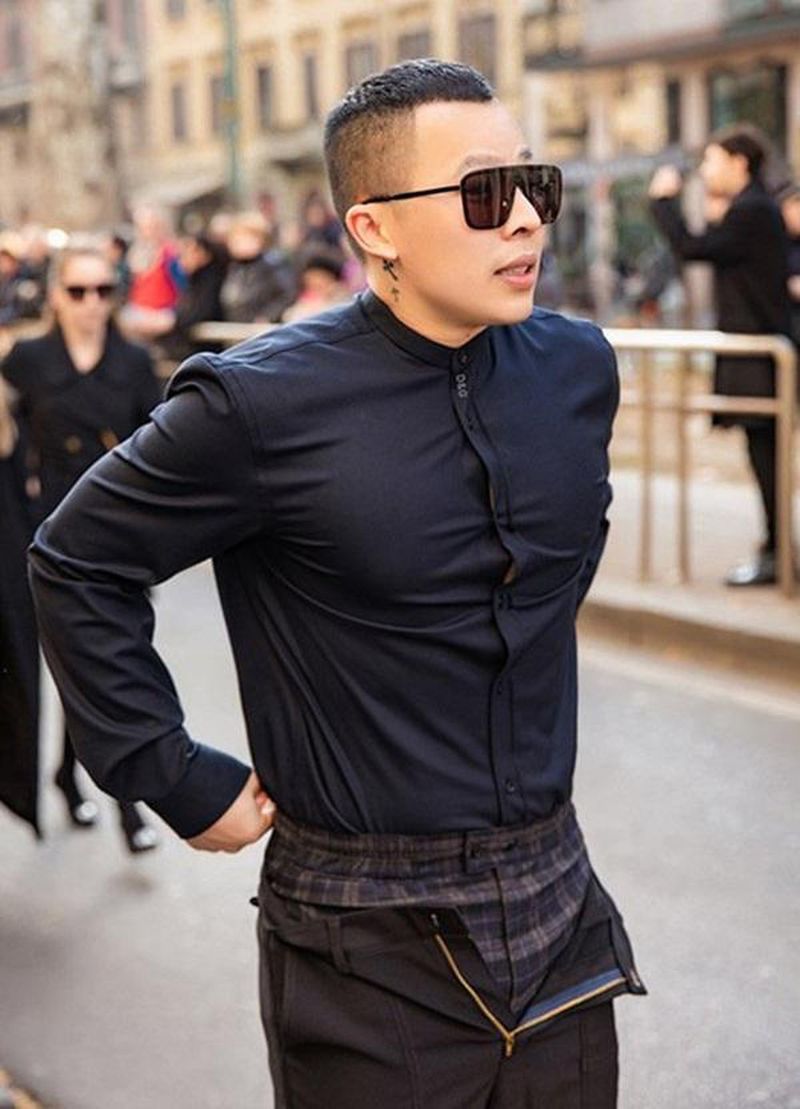 Dân mạng phát hiện Trịnh Thăng Bình chỉ theo dõi duy nhất Vũ Khắc Tiệp trên mạng xã hội, chuyện gì đây?