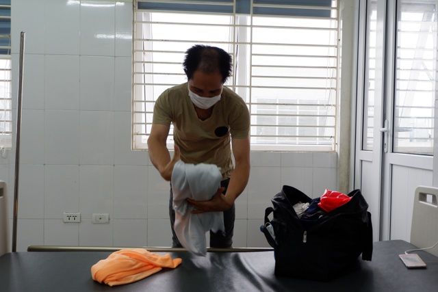 Rưng rưng cảm xúc ngày ra viện của gần 200 công dân về từ Ghi-nê Xích Đạo - 2