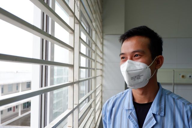 Rưng rưng cảm xúc ngày ra viện của gần 200 công dân về từ Ghi-nê Xích Đạo - 6