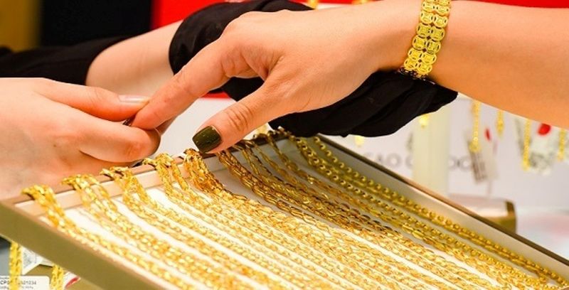Thị trường vàng tại Việt Nam những ngày gần đây liên tục giảm sâu. (Ảnh minh họa: Người Lao Động)