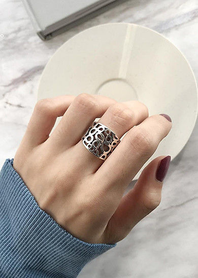 Nhẫn Bạc Thái Nữ Bản To Họa Tiết Vô Cực Hở Chất Liệu Cao Cấp | Tiki.vn