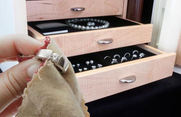 Bí quyết bảo quản trang sức bạc không bị đen - Shop Bạc MoonSilver