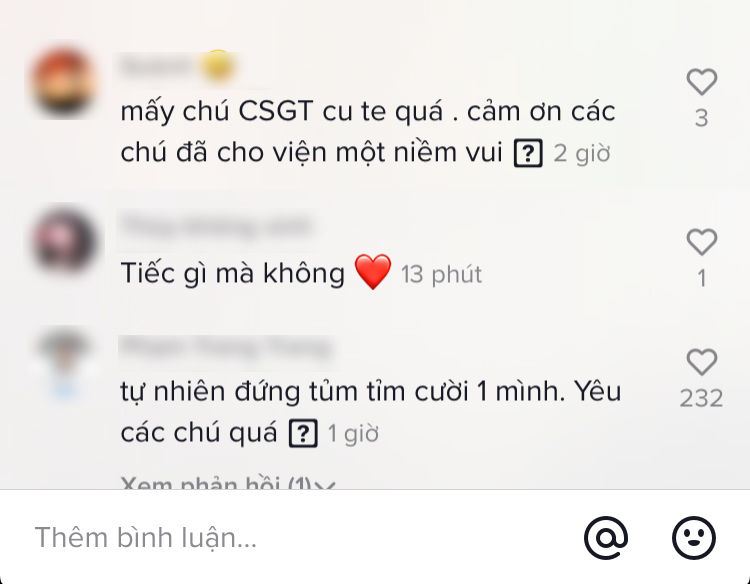 CSGT múa lân, tổ chức trung thu cho trẻ em BV Ung bướu Đà Nẵng