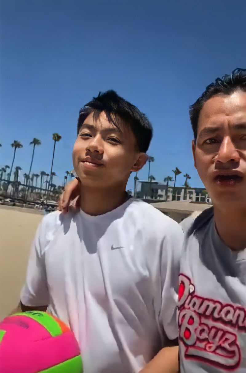 Ông vua kim cương Johnny Đặng lần đầu khoe con gái