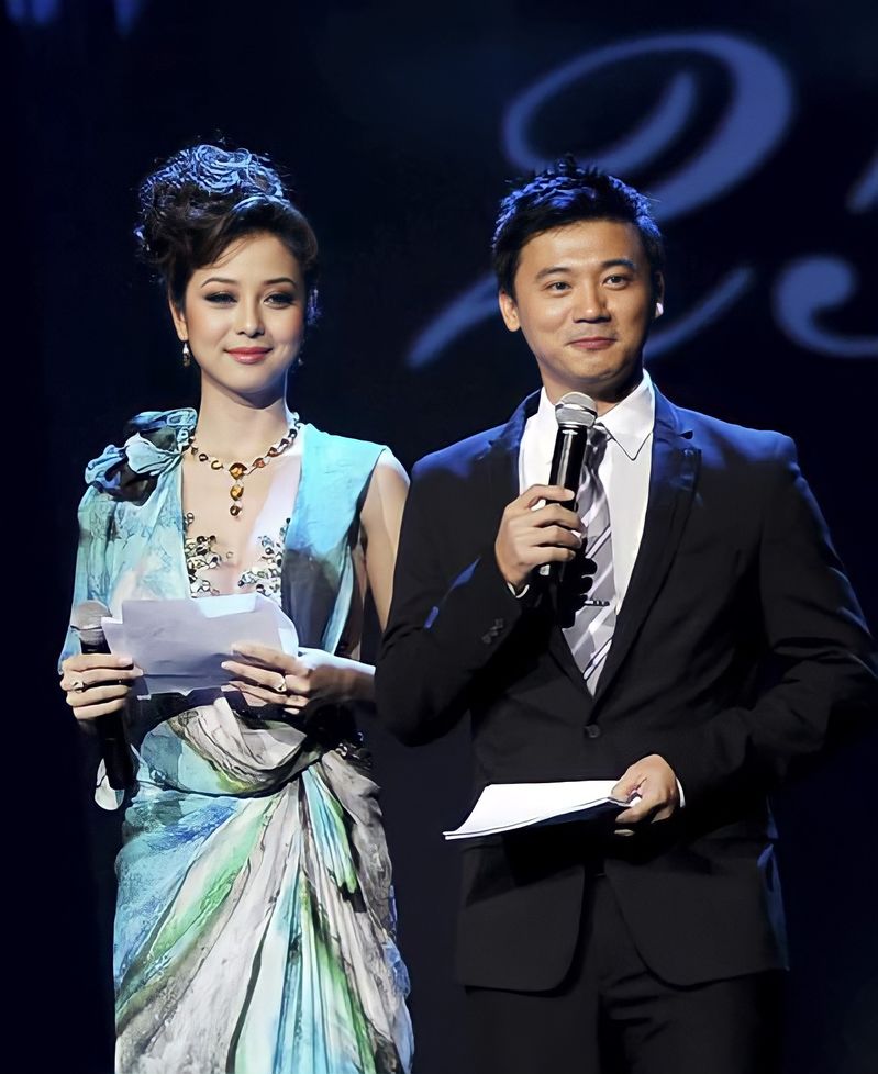 Cuộc sống hiện tại của MC kén show nhất VN: Thành GĐ nhân sự ngân hàng