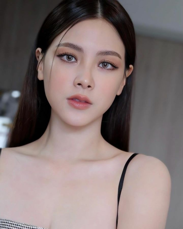 Nhan sắc đỉnh cao của Baifern Pimchanok, xem đến ảnh ngày bé mới ngỡ ngàng - 4