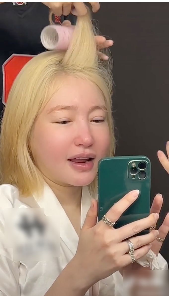 Bà mẹ 2 con tăng cân hơn so với thời điểm trước. (Ảnh: Chụp màn hình TikTok hiwon91)