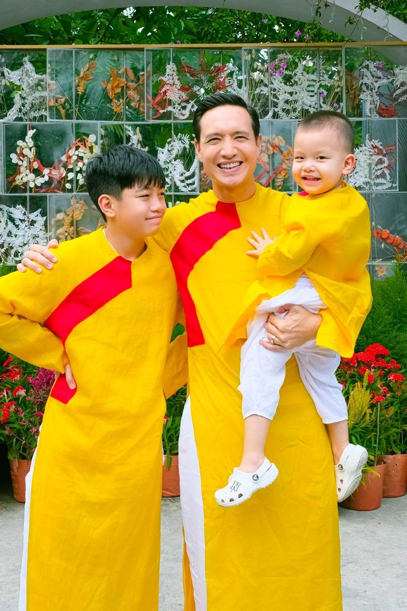 Hà Hồ tiết lộ mối quan hệ hiện tại của Kim Lý và Subeo