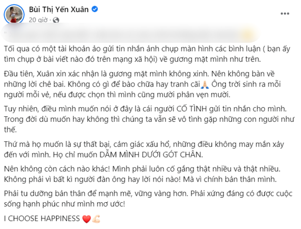 Bạn gái Văn Lâm mặc bikini tập gym, bị chê liền giải thích