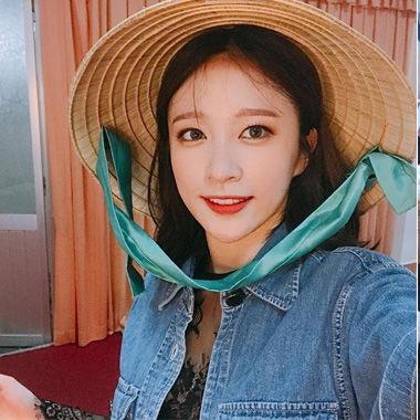 Những khuyết điểm ngoại hình idol không muốn nhắc tới nhưng fan vẫn cho là đẹp