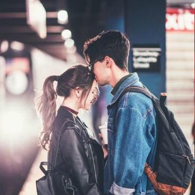 Dành cho những ai yêu xa, hãy luôn nhớ những việc này để bảo vệ tình yêu của mình