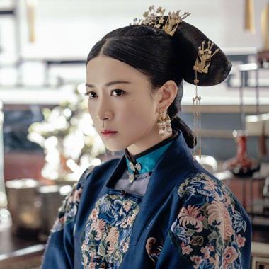 Có ai như “Nhàn phi” Xa Thi Mạn, bị tố làm việc thiếu chuyên nghiệp lại được netizen ca tụng hết lời