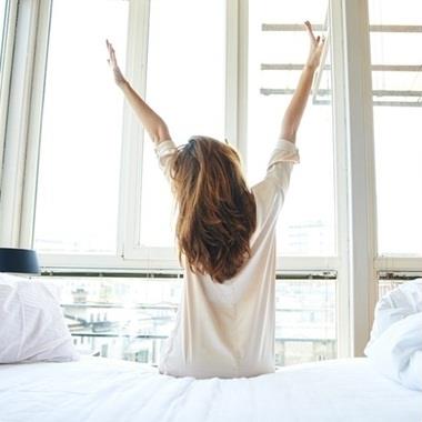 Chỉ 2 phút làm điều này vào mỗi buổi sáng sẽ giúp bạn sống thọ, tránh xa các căn bệnh hiểm nghèo