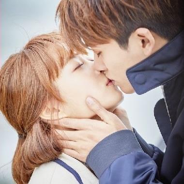 Biết mình và người đó có tướng phu thê hay không cứ làm theo cách này là rõ