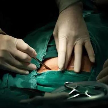 Để trải qua ca sinh mổ phụ nữ phải rạch đến 7 lớp da, từng thớ thịt các anh chồng đã xót vợ chưa?