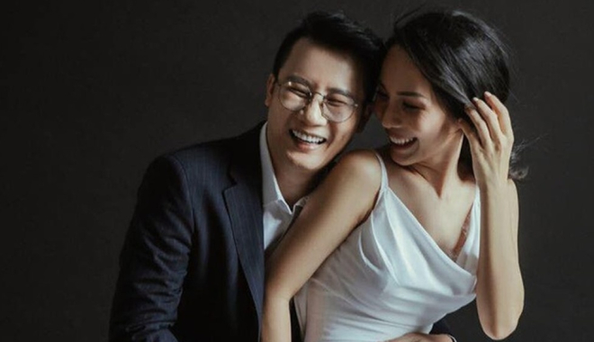 Hoàng Bách: "Càng trưởng thành bao nhiêu, tình yêu lại càng giản đơn bấy nhiêu" Hoàng Bách: "Càng trưởng thành bao nhiêu, tình yêu lại càng giản đơn bấy nhiêu"
