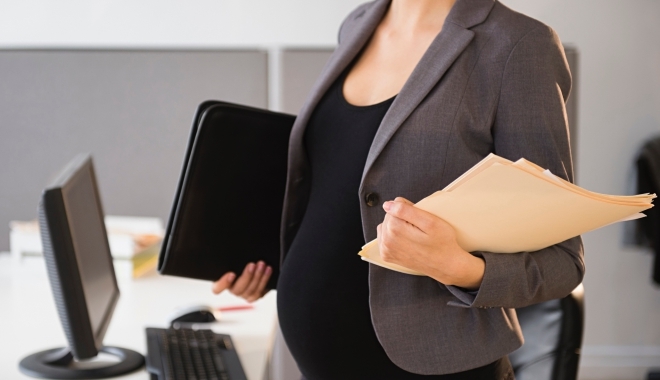 "Vác bụng bầu" đi làm, phụ nữ có lắm nỗi niềm riêng mà có lẽ ít ai hiểu thấu "Vác bụng bầu" đi làm, phụ nữ có lắm nỗi niềm riêng mà có lẽ ít ai hiểu thấu