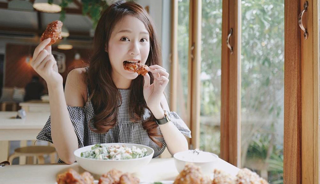 Các thói quen tưởng bình thường nhưng là nguyên nhân gây béo bụng không phải ai cũng biết Các thói quen tưởng bình thường nhưng là nguyên nhân gây béo bụng không phải ai cũng biết