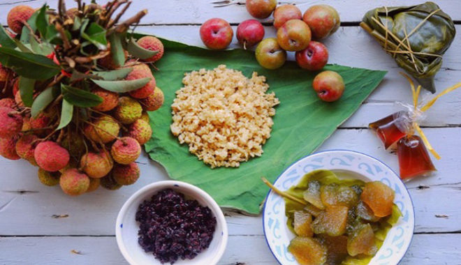 Tại sao Tết đoan ngọ nhất định không thể thiếu cơm rượu và bánh ú tro? Tại sao Tết đoan ngọ nhất định không thể thiếu cơm rượu và bánh ú tro?