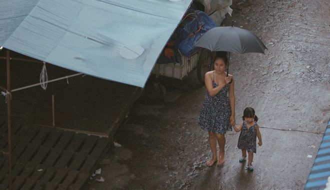 Tôi bật khóc khi nghe câu nói của con: “Mẹ ơi, mẹ nhớ đón con sớm nhé!” Tôi bật khóc khi nghe câu nói của con: “Mẹ ơi, mẹ nhớ đón con sớm nhé!”